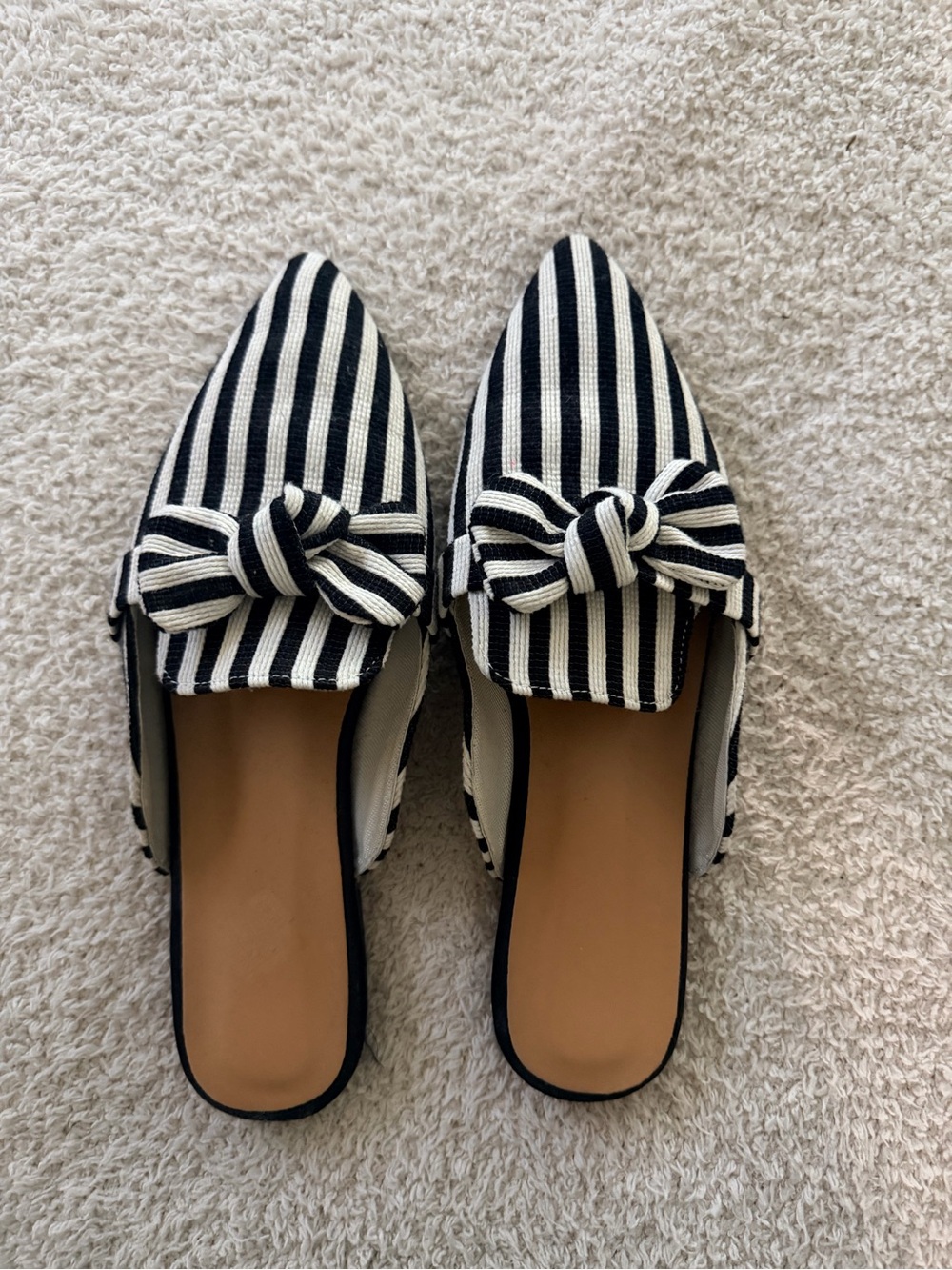 Striped Black and White Knot-Accent Women’s Slip-On Flats